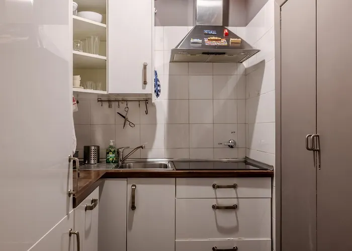 Pantheon Square, Comfort, Super Kingsize Bed Apartment Rom